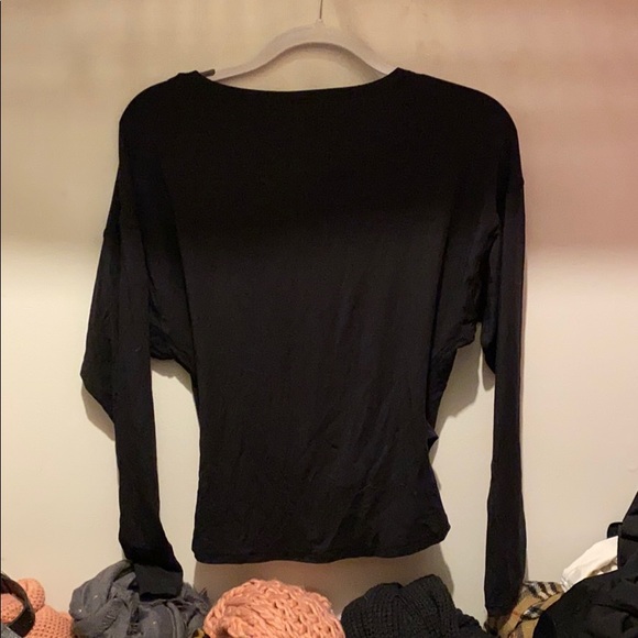 Lululemon open back shirt - Picture 1 of 2